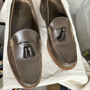 Weejuns Dark Gray Tassel Loafers for Men